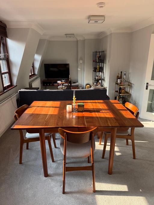 Buy & Sell Marylebone Central London - Photos for Extendable dining table, bench and chairs