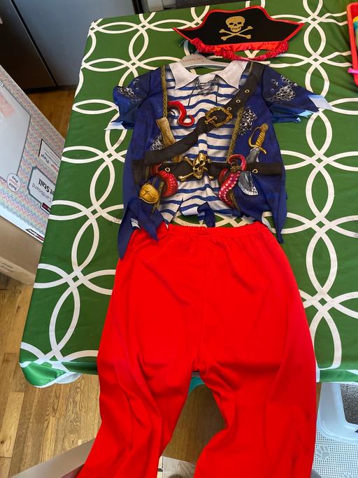 Buy & Sell Rowley Village Sandwell - Photos for Age 5-6 years pirate dress up