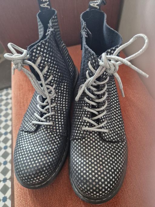 Buy & Sell Sidcup Bexley - Photos for dr martens silver star boots size 5