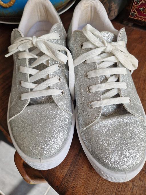 Buy & Sell Sidcup Bexley - Photos for sparkly silver trainers