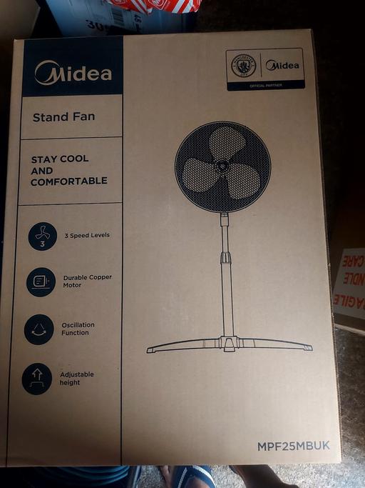 Buy & Sell Wexham Slough - Photos for New standing fan