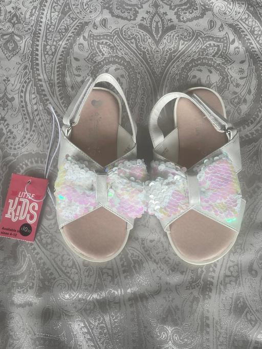 Buy & Sell Colindale North West London - Photos for Matalan Sparkly sandals size 10