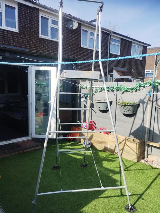 Buy & Sell Codsall Wolverhampton - Photos for henchman hi setp hedge cutting ladder