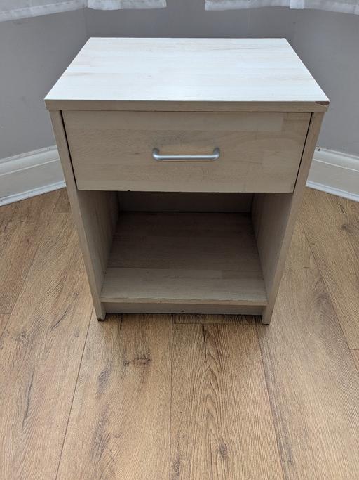 Buy & Sell North Hinksey Village Vale of White Horse - Photos for bedside cabinet for sale