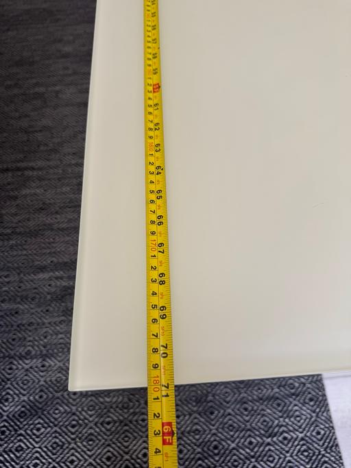 Buy & Sell Balham South West London - Photos for Strong and sturdy dining table