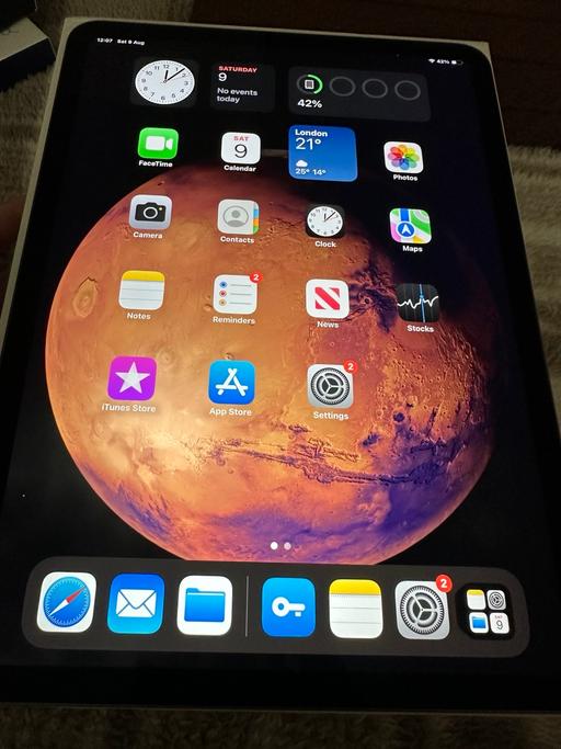 Buy & Sell East Ham East London - Photos for Apple iPad Pro 11 inch 128 gb space grey
