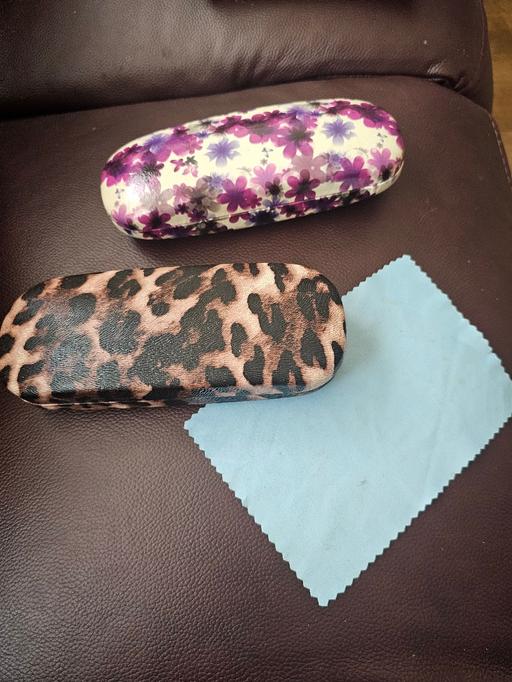 Buy & Sell Pensnett Dudley - Photos for GLASSES CASES X 2 & CLEANING CLOTH