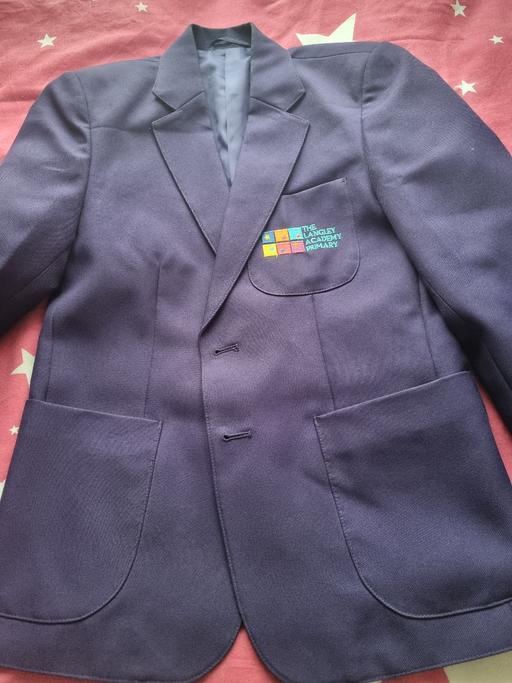 Buy & Sell Langley Slough - Photos for Uniforms