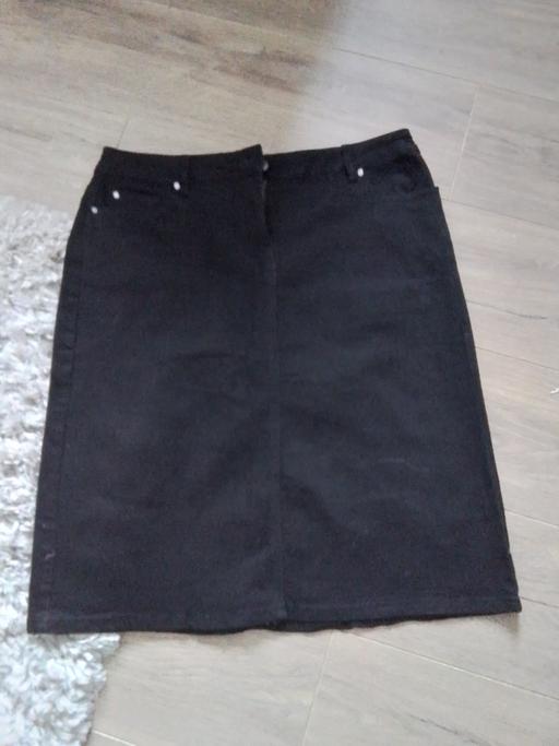 Buy & Sell Brierley Hill Dudley - Photos for size 14 streachy denim skirt