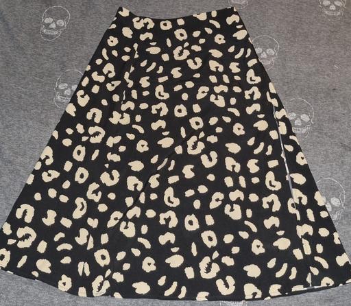 Buy & Sell Clayton West Kirklees - Photos for Shein Animal Print Side Split Skirt