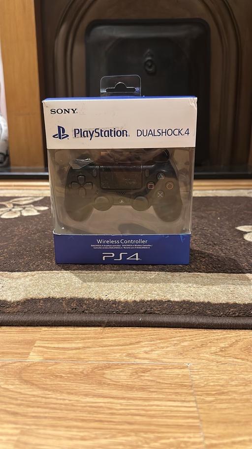 Buy & Sell Farnham Royal Slough - Photos for DualShock 4 controller