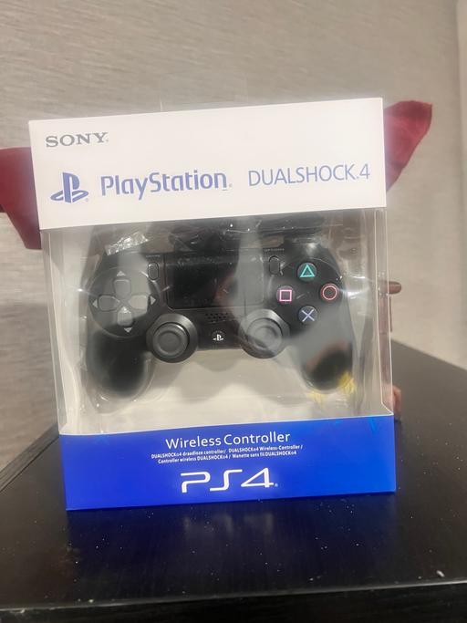 Buy & Sell Farnham Royal Slough - Photos for PS4 DualShock controller