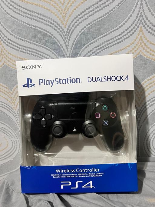 Buy & Sell Farnham Royal Slough - Photos for Controllers ps4 black