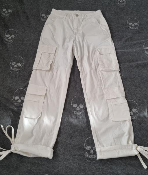 Buy & Sell Clayton West Kirklees - Photos for White Cargo Trousers - Size Medium