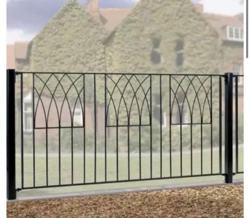 Buy & Sell Romford Havering - Photos for Burbage Iron Craft Abbey Fence Panel set of 3
