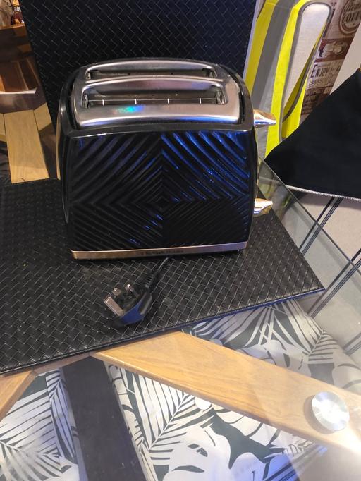 Buy & Sell Longton Stoke-on-Trent - Photos for 2 slice toaster