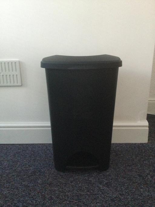 Buy & Sell Shildon County Durham - Photos for BN Addis peddle bin H24”xW16”