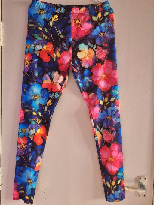 Buy & Sell Liverpool Knowsley - Photos for BNWOT Women's Bright Floral Leggings