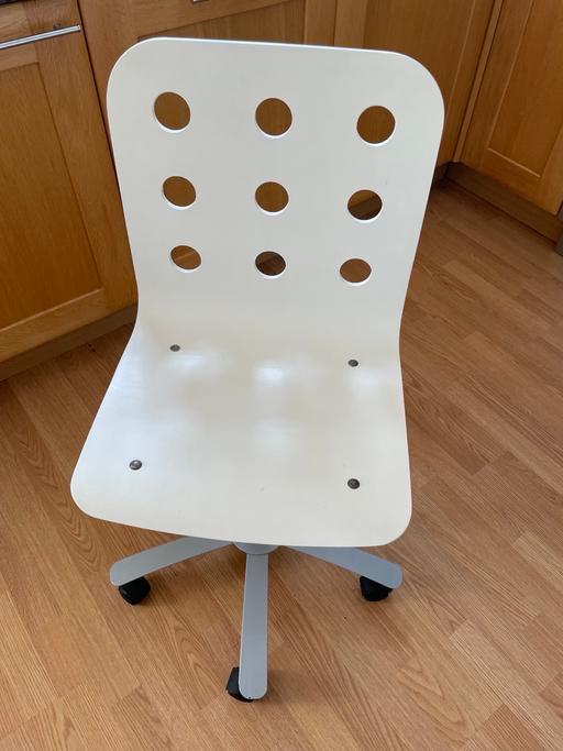 Buy & Sell Swanley Sevenoaks - Photos for White wooden desk chair