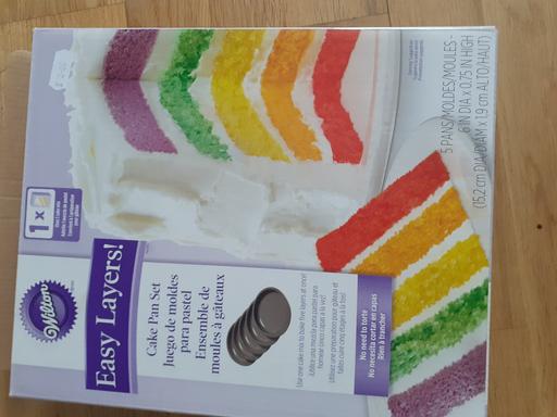 Buy & Sell Elmstead South East London - Photos for wilton easy layers baking set