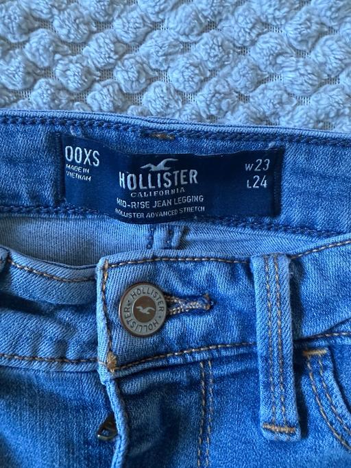 Buy & Sell St Helier South West London - Photos for Hollister skinny ripped jeans