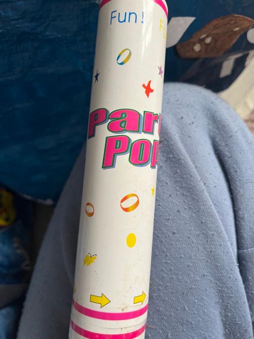 Buy & Sell Wednesfield Wolverhampton - Photos for Confetti poppers new £1 each lots