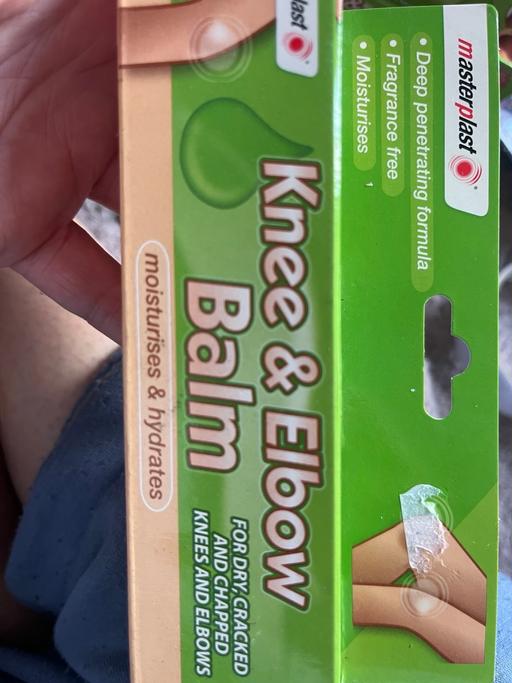 Buy & Sell Wednesfield Wolverhampton - Photos for New cream £2 a few