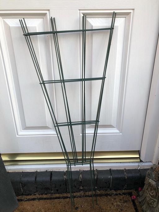 Buy & Sell Moseley Village Wolverhampton - Photos for 3x trellis