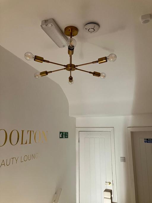 Buy & Sell Woolton Liverpool - Photos for Light chandelier