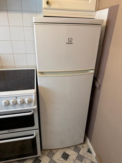 Buy & Sell Oldbury Sandwell - Photos for Indesit fridge freezer