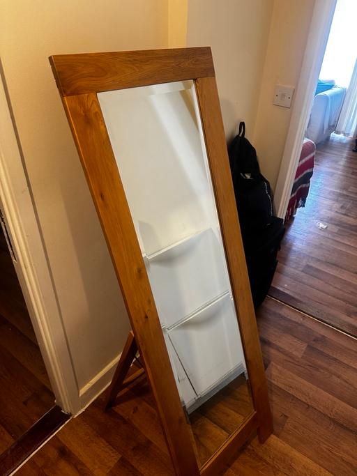 Buy & Sell Manor House North London - Photos for Mirror on a stand