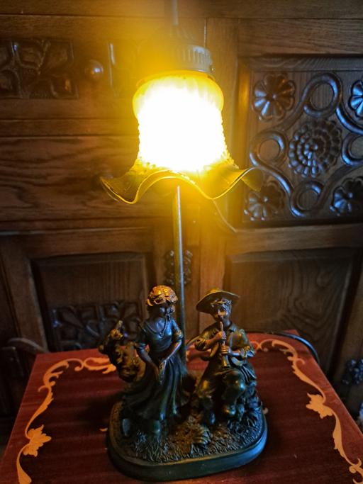 Buy & Sell Stourbridge Dudley - Photos for Small vintage table lamp.