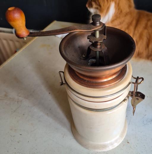 Buy & Sell Bootle Sefton - Photos for Vintage Manual Coffee Grinder with Storage