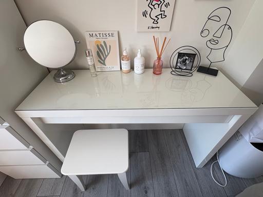 Buy & Sell Widmore South East London - Photos for Dressing Table and Stool