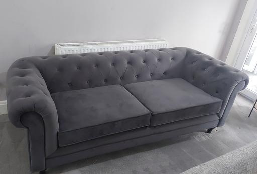 Buy & Sell Scarisbrick (Southport) West Lancashire - Photos for Chesterfield Velvet 3 Seater Sofa - C