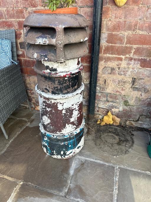 Buy & Sell Shipley Bradford - Photos for Tall Chimney Pot, plante