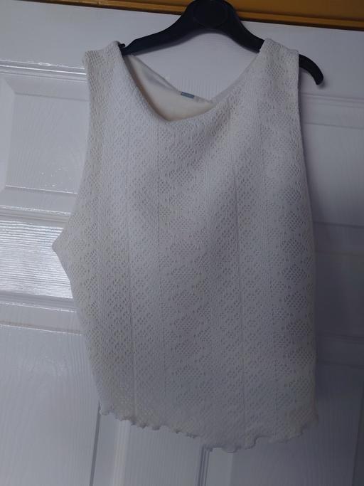 Buy & Sell Woodthorpe Charnwood - Photos for Girls cream top size 14-15 years