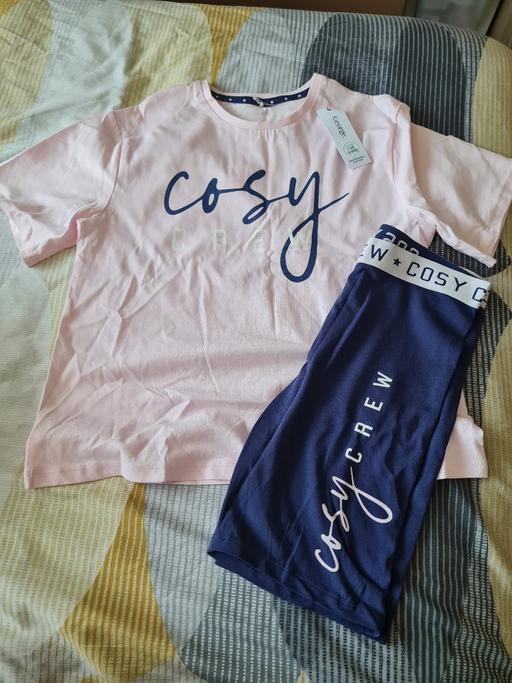Buy & Sell Bartley Green Birmingham - Photos for Girls shorts & tshirt pj set 10-11yrs
