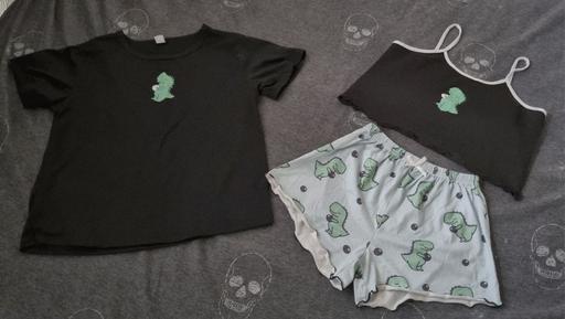 Buy & Sell Clayton West Kirklees - Photos for Shein Dinosaur Short Pyjamas - 11-12 Years