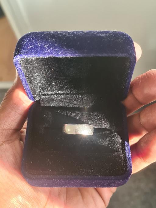 Buy & Sell Sparkhill Birmingham - Photos for Reeve 9ct White Gold Ring