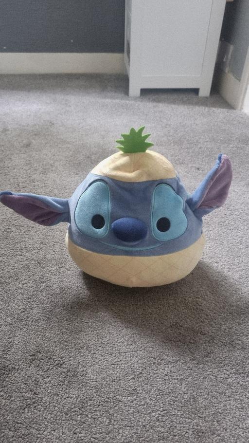 Buy & Sell Clayton West Kirklees - Photos for Rare Disney Stitch Pineapple Squishmallow