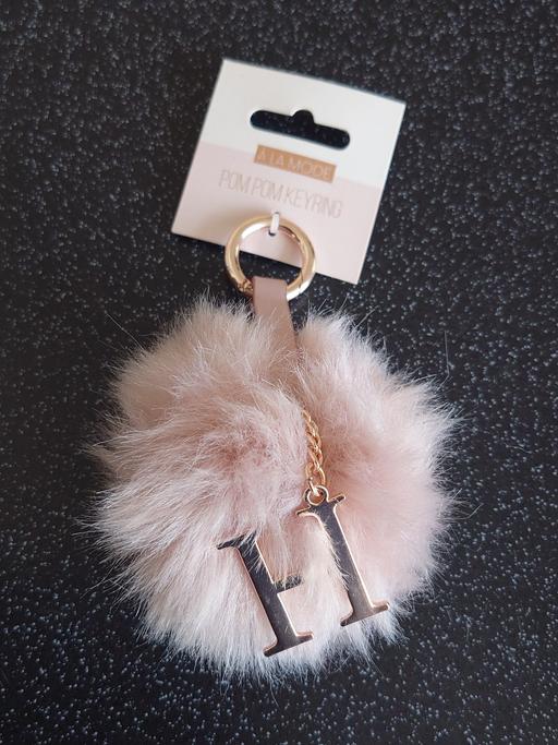 Buy & Sell Loughborough Charnwood - Photos for H pom pom keyring