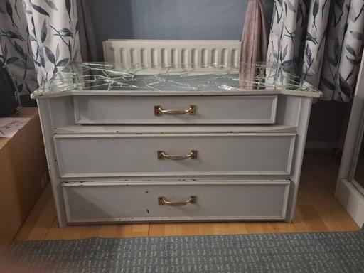 Buy & Sell Crofton Park South East London - Photos for shattered glass effect chest of drawers