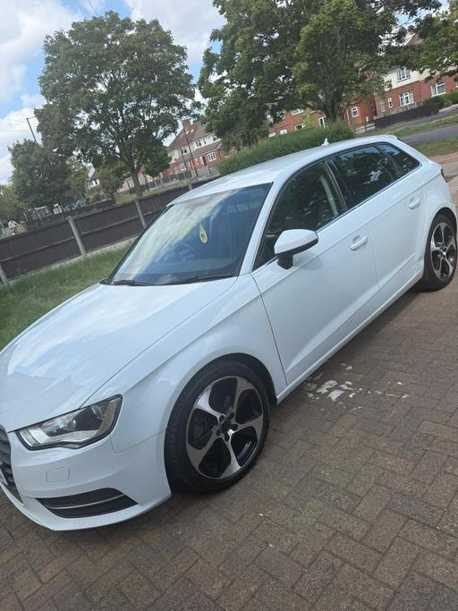 Vehicles Coventry Coventry - Photos for 2014 Audi A3 Sportback 1.6 TDI Manual – Cat N