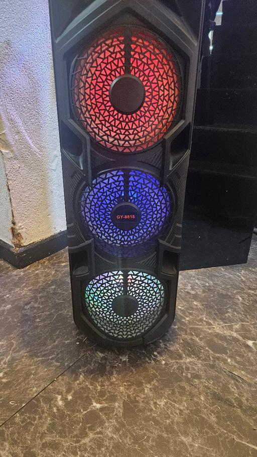 Buy & Sell Fordbridge Solihull - Photos for Giant Bluetooth speaker