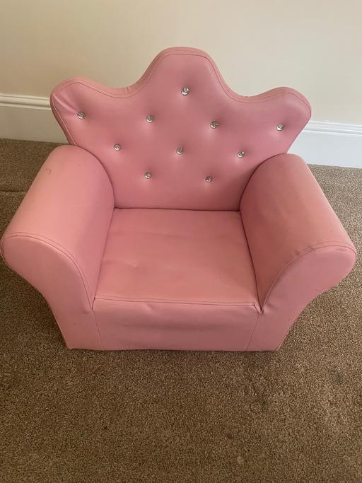 Buy & Sell Leigh Wigan - Photos for Pink princess chair