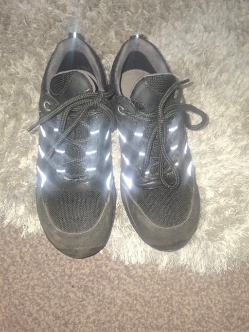 Buy & Sell Dodworth Barnsley - Photos for ladies safety work shoes steel cap size 4