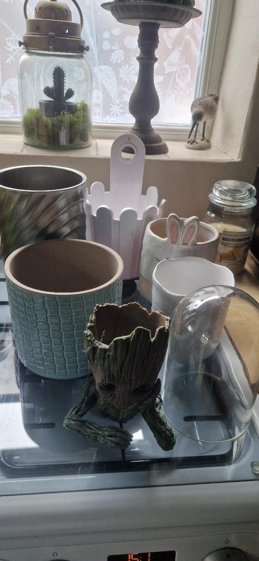 Buy & Sell Cofton Hackett Bromsgrove - Photos for Bundle of Plant Pot/vases