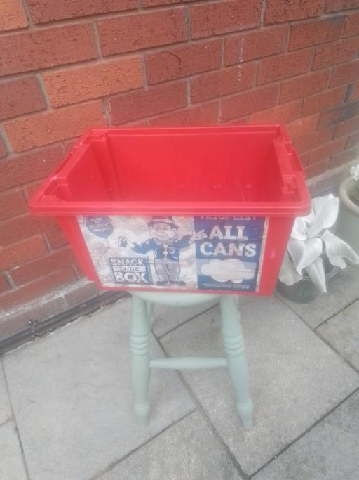 Buy & Sell Streetly Walsall - Photos for RED STORAGE BOX