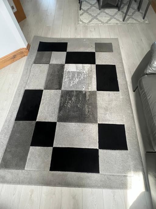 Buy & Sell Beckton East London - Photos for Grey rug